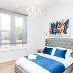 Coldharbour Suites